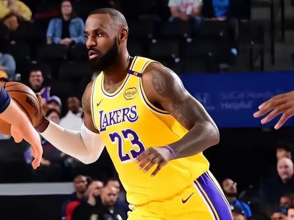 详细阅读:包含关键时刻体能课后,洛杉矶湖人造点机会备战NBA季后赛,悬念犹存,资深球员宣示担当的词条lol竞猜官方网站 包含关键时刻体能课后,洛杉矶湖人造点机会备战NBA季后赛,悬念犹存,资深球员宣示担当的词条lol竞猜官方网站