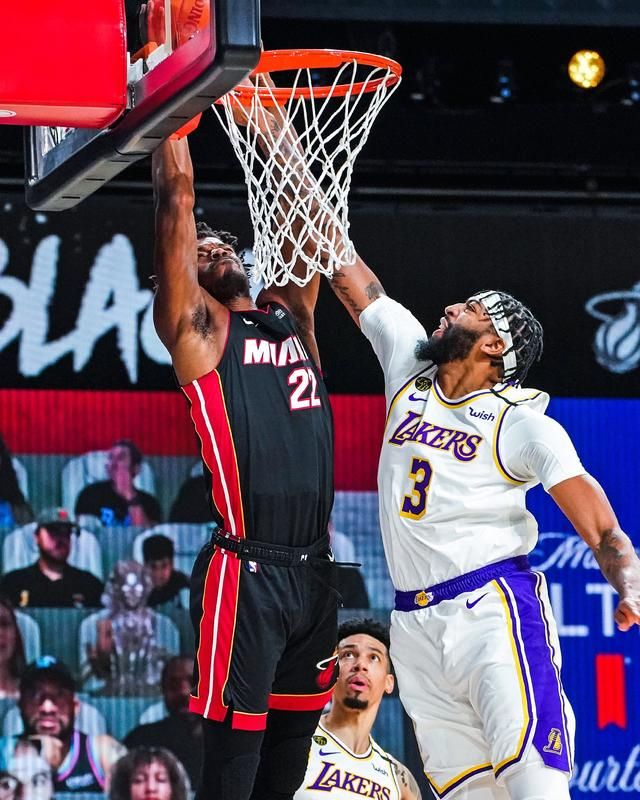 太狠了！浓眉哥在DWG比赛中比分优势明显今夜国际米兰调整名单以备社区盾，回归赛场引爆全场的简单介绍lol竞猜